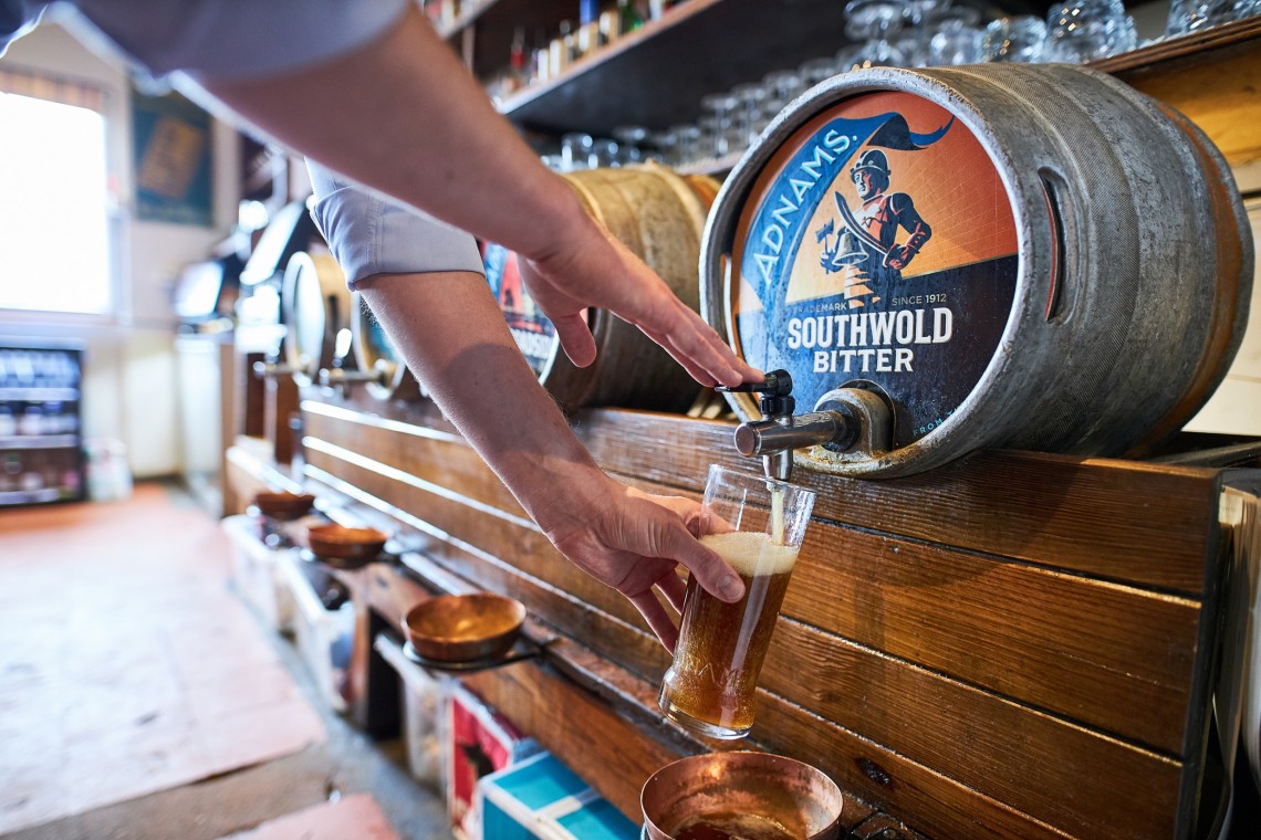 Beer barrel pub
