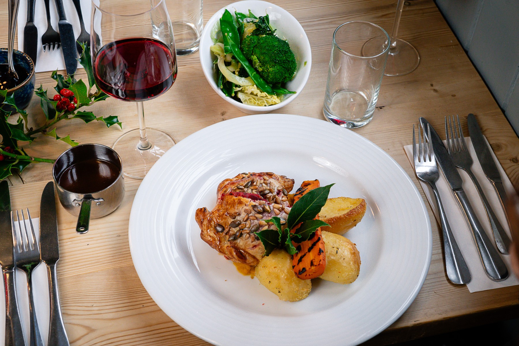 Deben Inns 5 Nov Christmas at the Coach _ greyhound creative-41